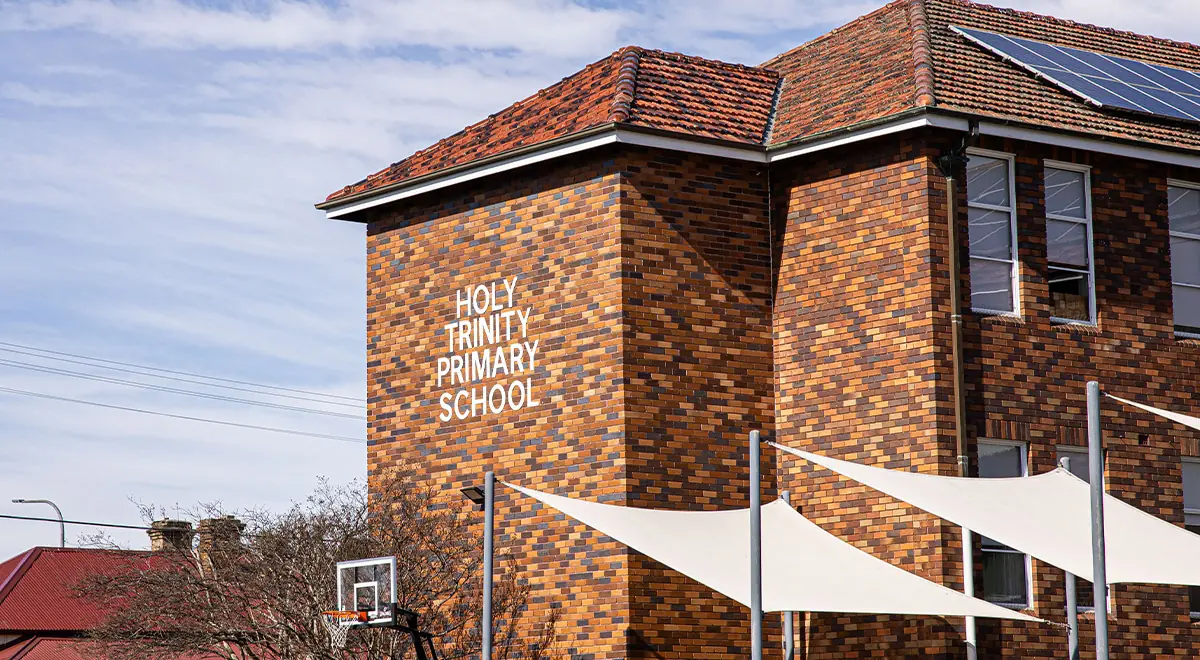 Holy Trinity Primary School hero image