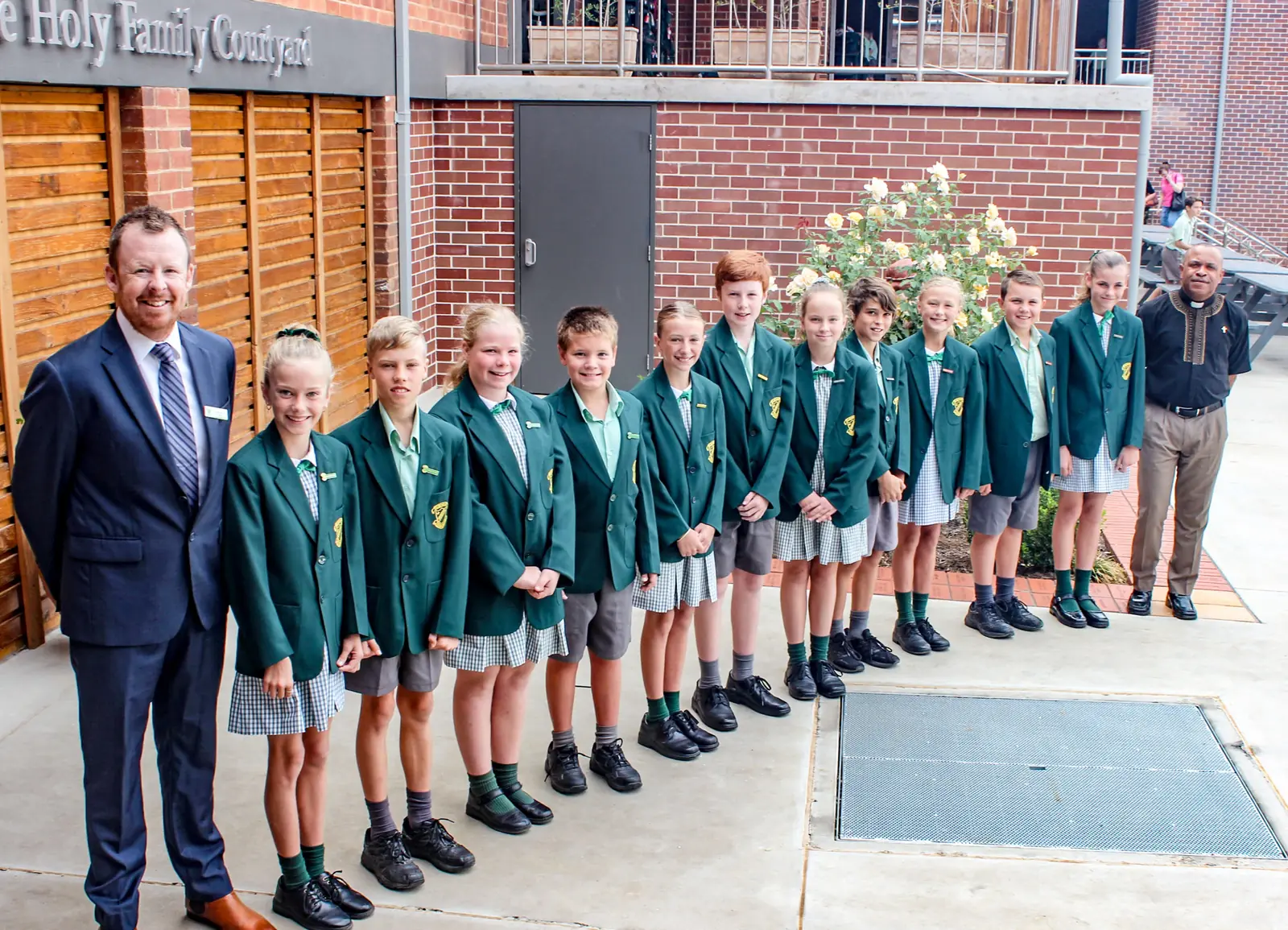St Nicholas' Primary School hero image