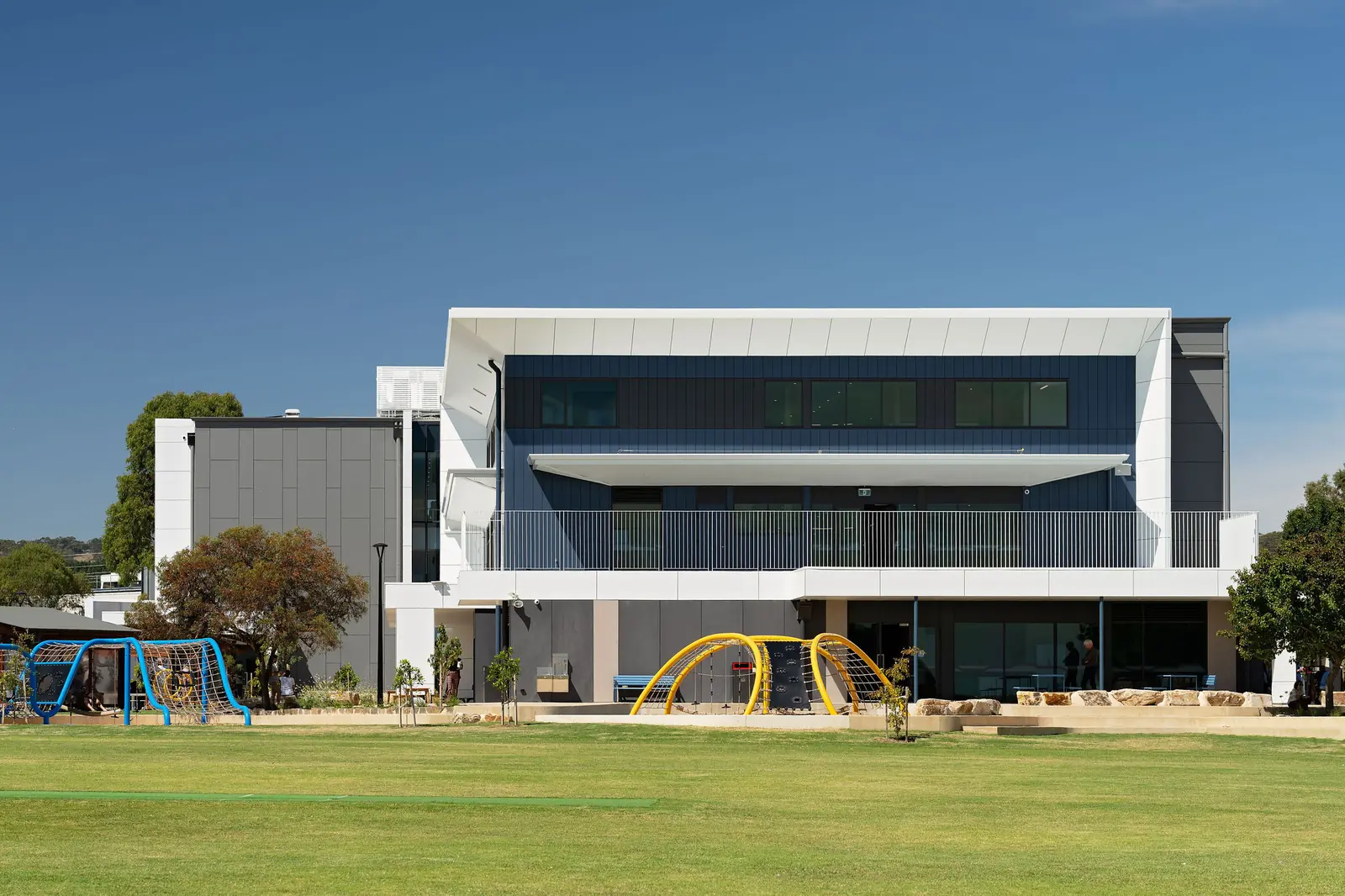 Woodcroft College hero image
