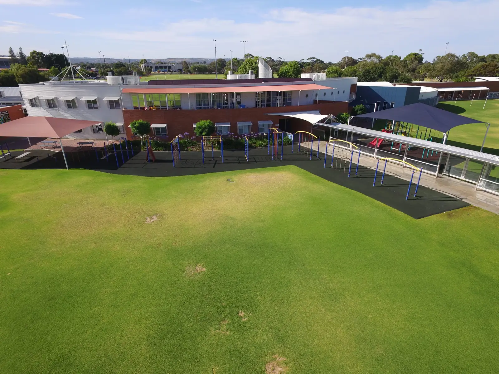 Immanuel Primary School hero image