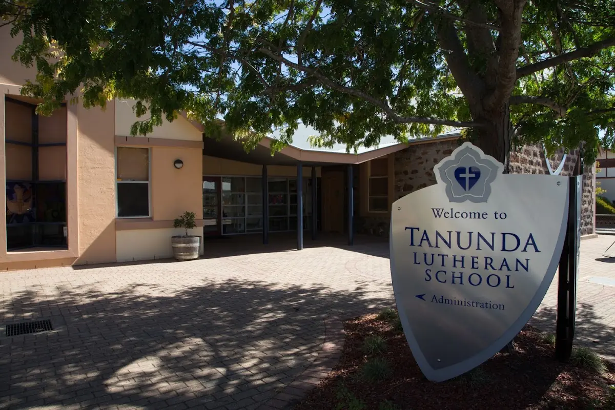 Faith Lutheran College hero image