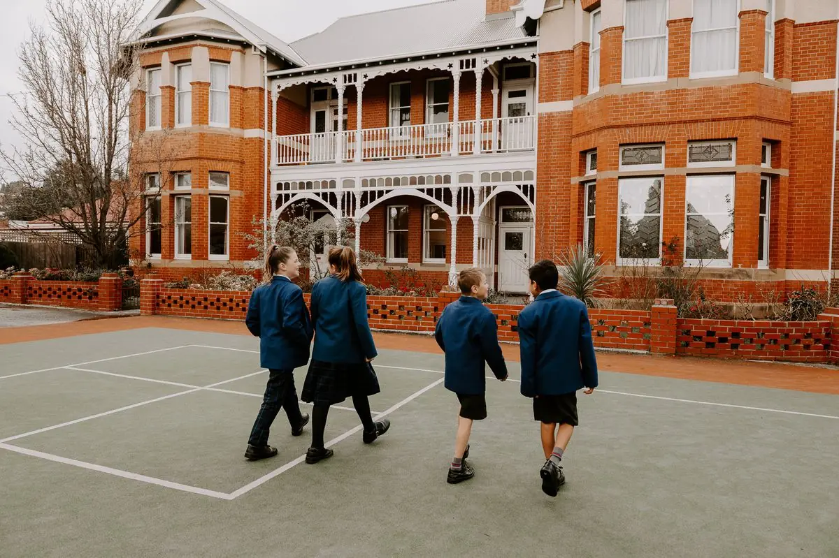 Sacred Heart College hero image