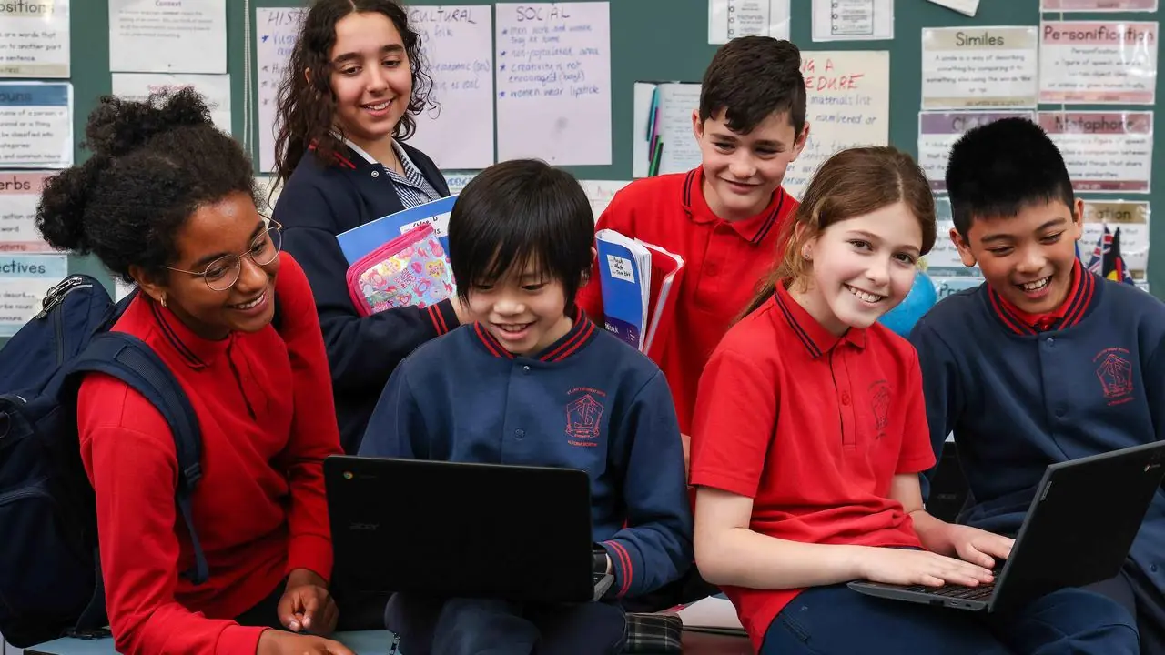 St Leo the Great Primary School hero image