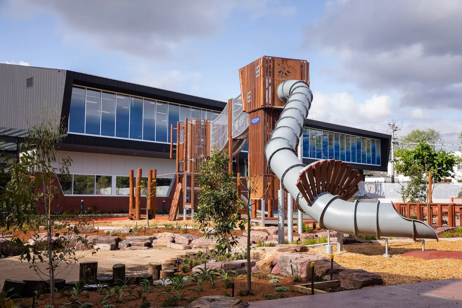 Lauriston Girls' School hero image