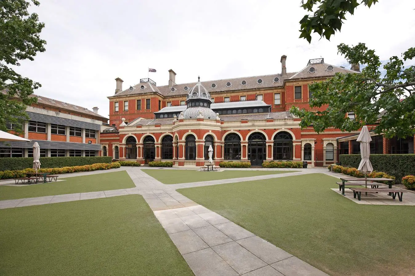 Xavier College hero image