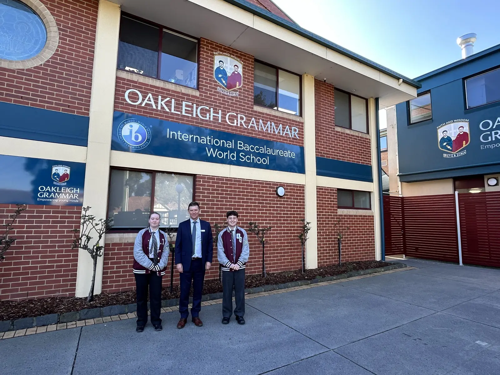 Oakleigh Grammar hero image