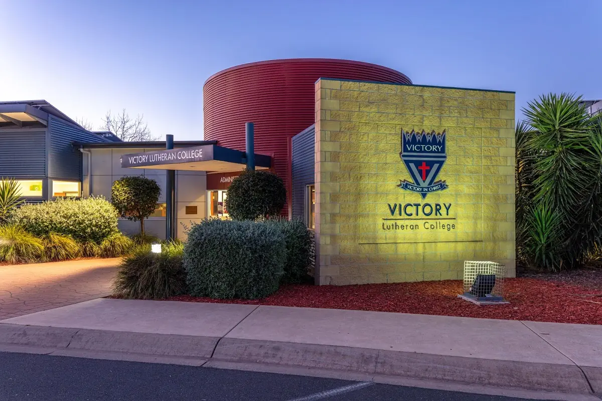 Victory Lutheran College hero image