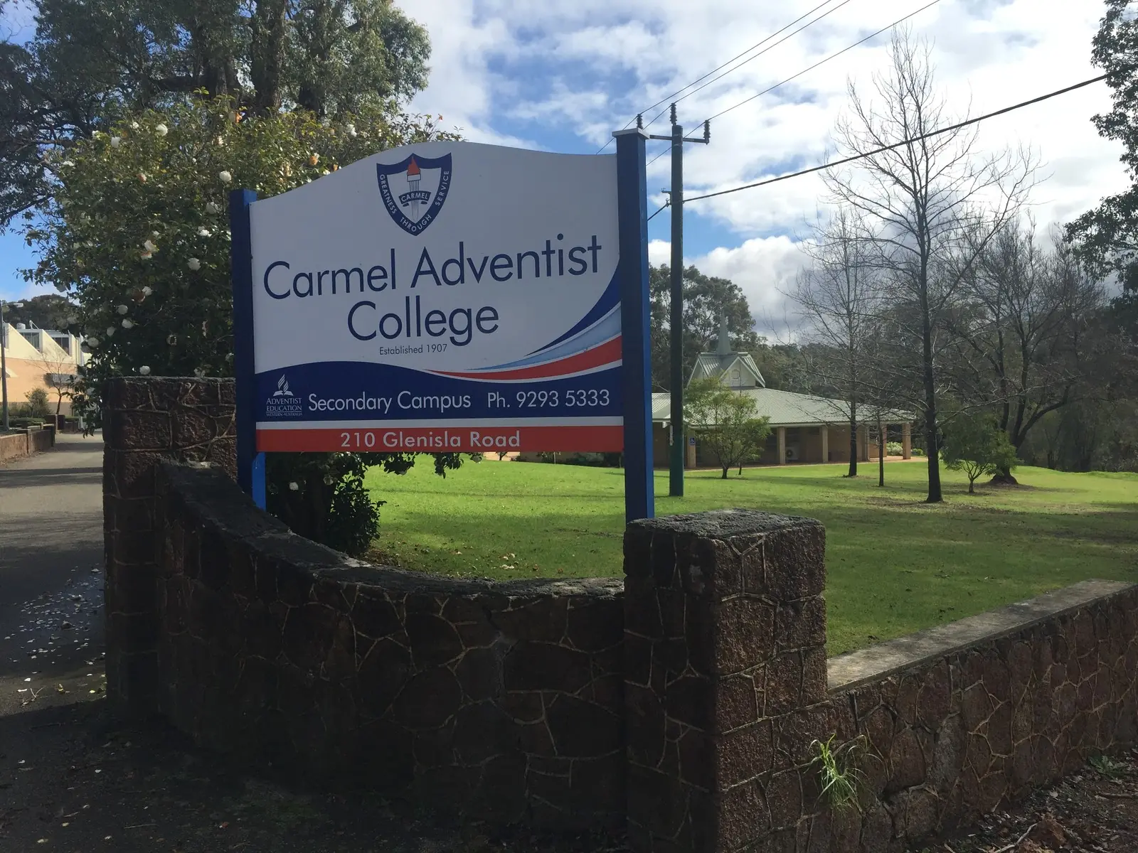 Carmel Adventist College hero image