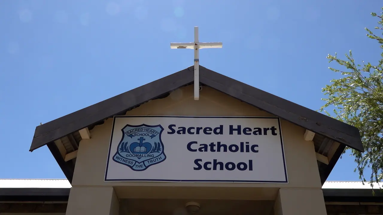 Sacred Heart Catholic School hero image